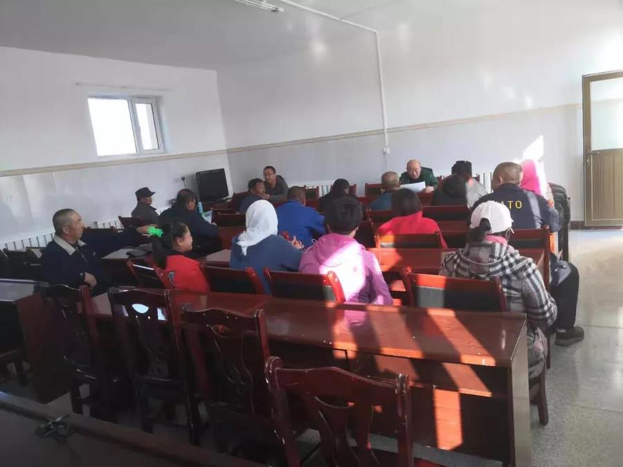 羊路井村十九届五中全会精神宣讲活动.jpg 羊路井村十九届五中全会精神宣讲活动.jpg